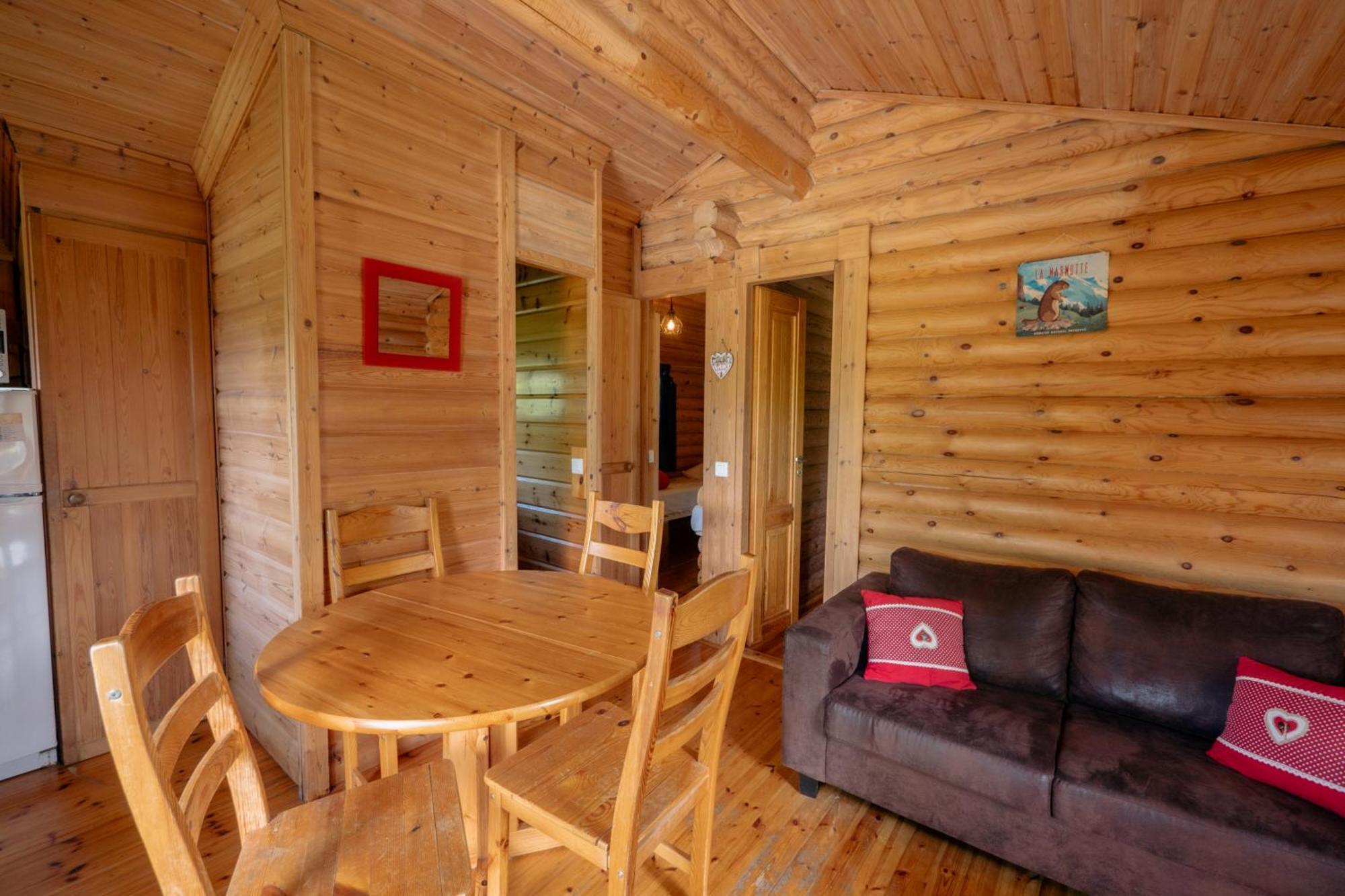Camping Ecovillage Soleil Du Pibeste Agos-Vidalos Exterior foto
